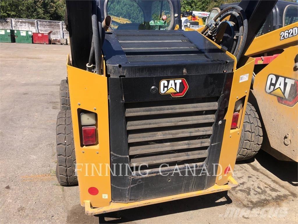 CAT 262D3 Krautuvai su šoniniu pasukimu