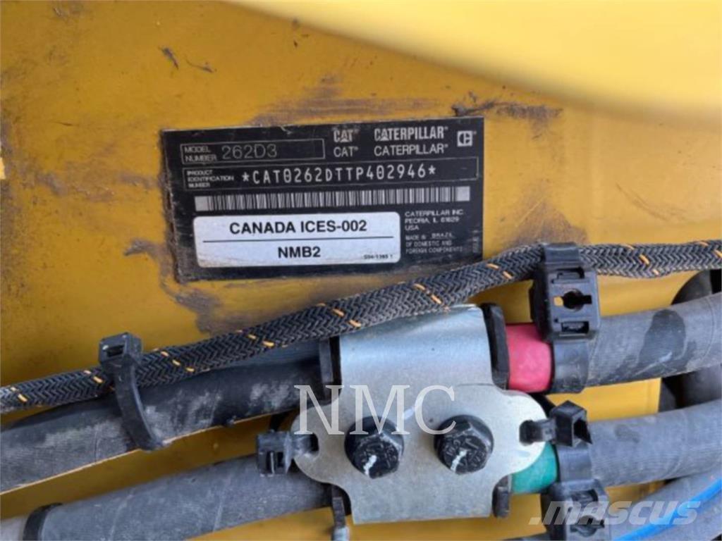 CAT 262D3 Krautuvai su šoniniu pasukimu