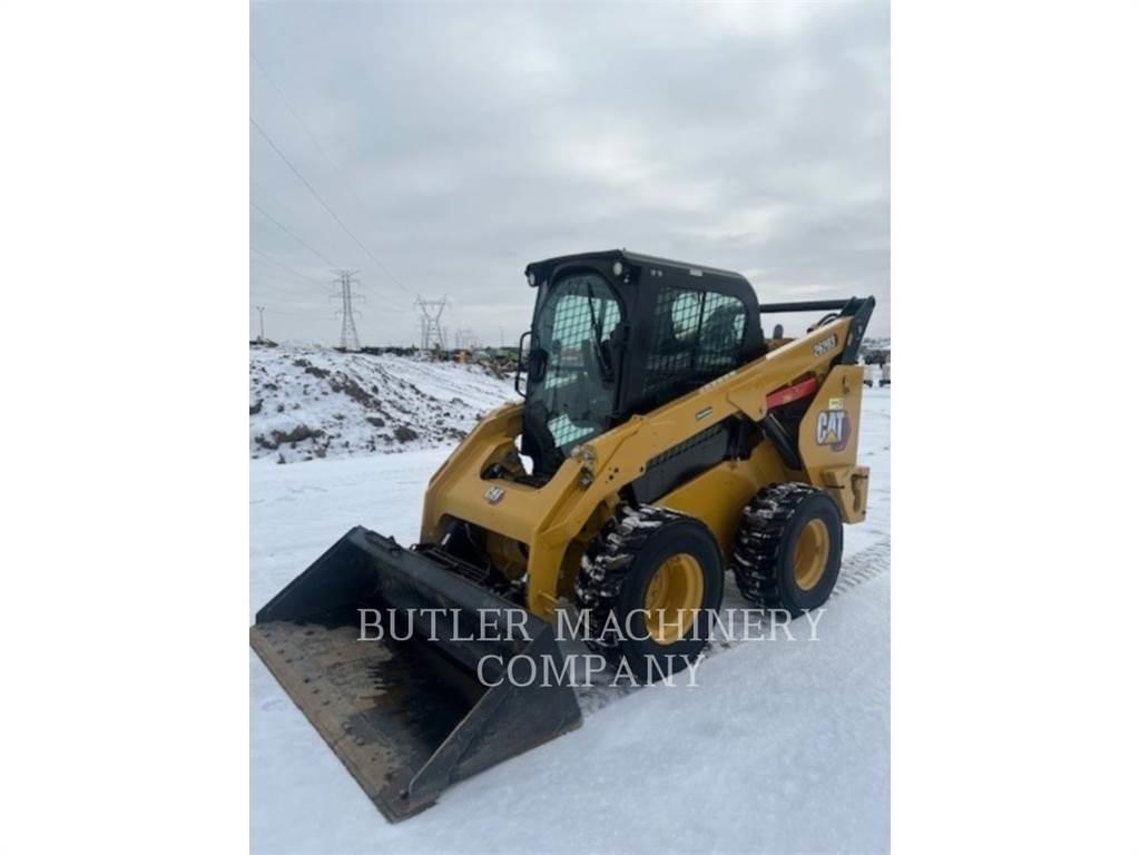 CAT 262D3 C3H2 Krautuvai su šoniniu pasukimu