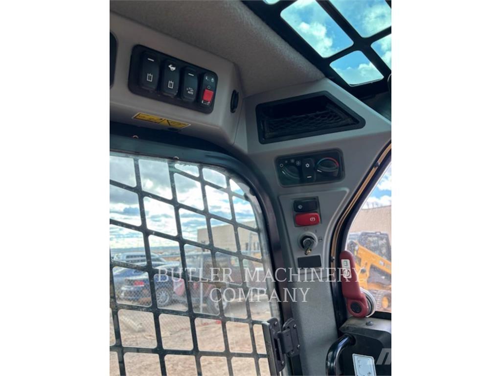 CAT 262D3 C3H3 Krautuvai su šoniniu pasukimu