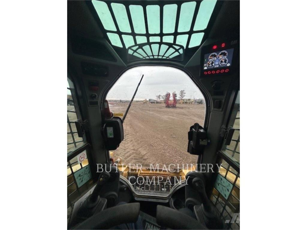 CAT 262D3 C3H3 Krautuvai su šoniniu pasukimu