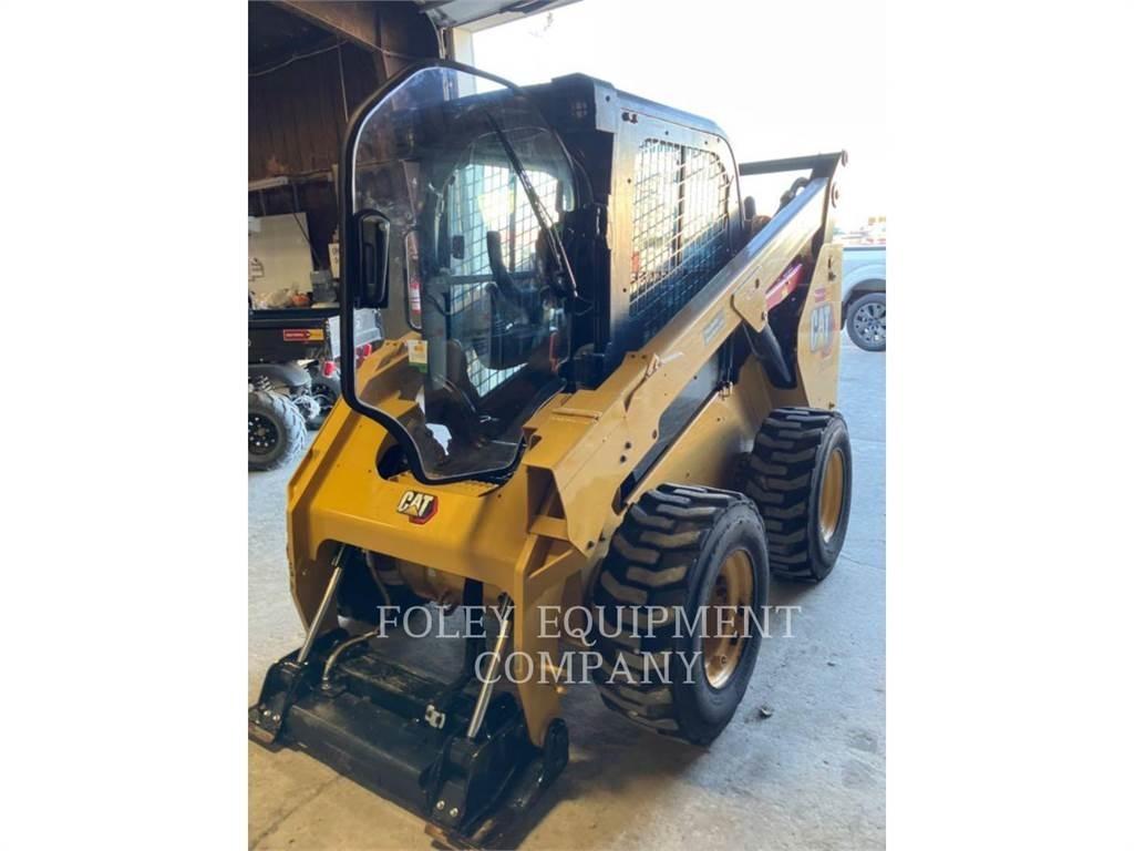 CAT 262D3XPS2C Krautuvai su šoniniu pasukimu