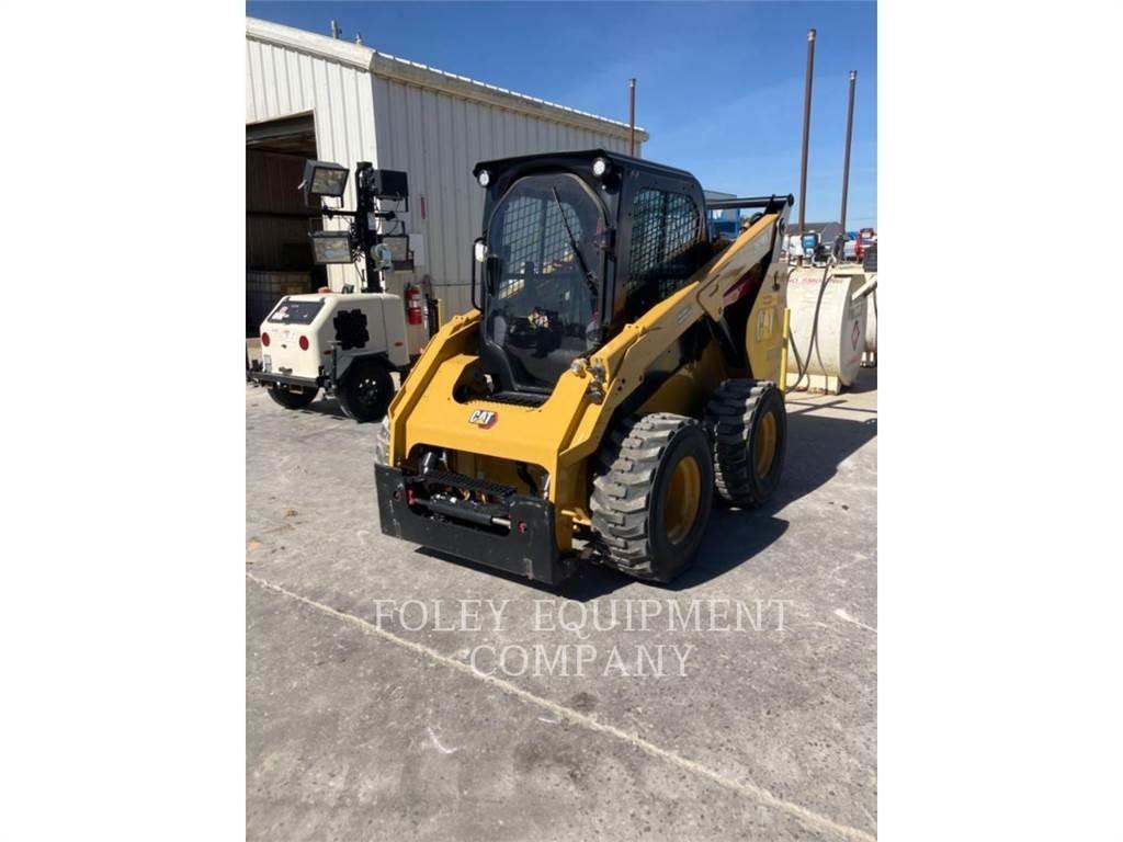 CAT 262D3XPS2C Krautuvai su šoniniu pasukimu