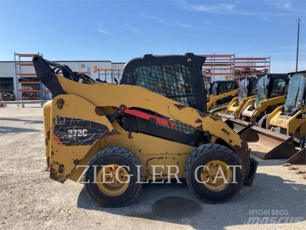 CAT 272C Krautuvai su šoniniu pasukimu