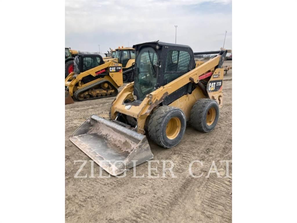 CAT 272D Krautuvai su šoniniu pasukimu