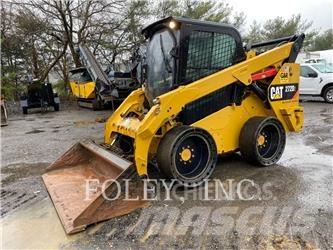 CAT 272D2 Krautuvai su šoniniu pasukimu