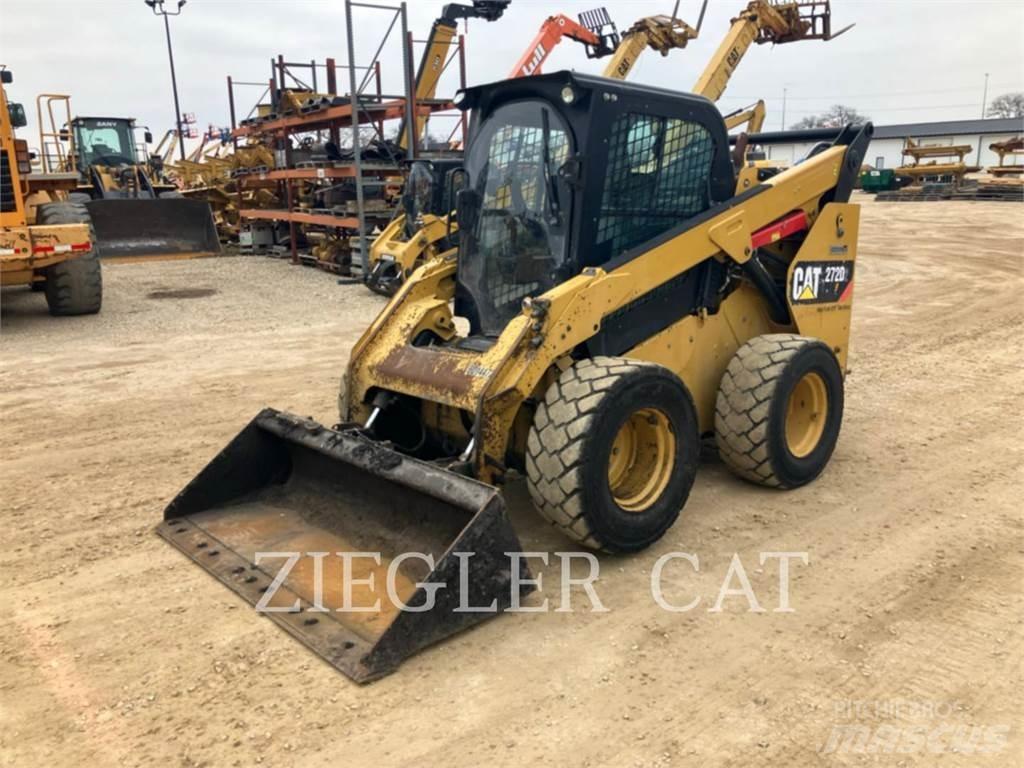 CAT 272D2 Krautuvai su šoniniu pasukimu