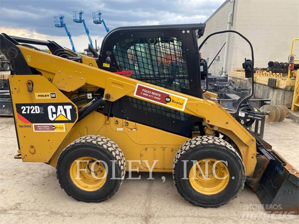 CAT 272D2 Krautuvai su šoniniu pasukimu