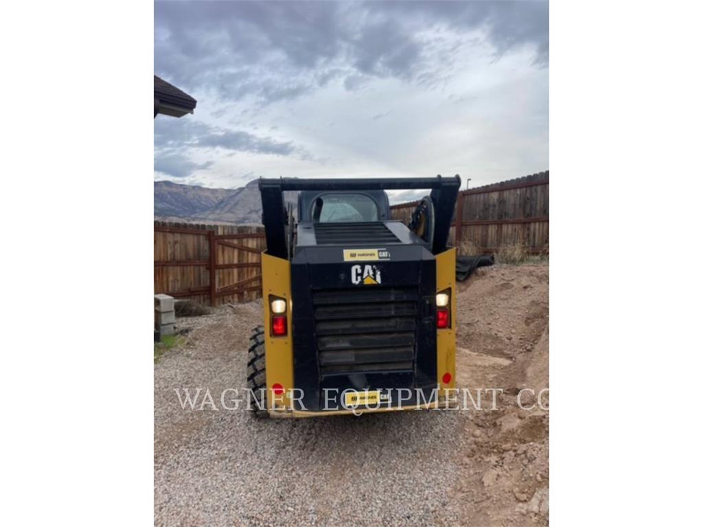 CAT 272D2 Krautuvai su šoniniu pasukimu