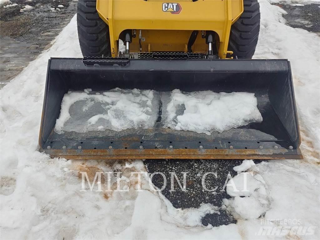 CAT 272D3XE Krautuvai su šoniniu pasukimu