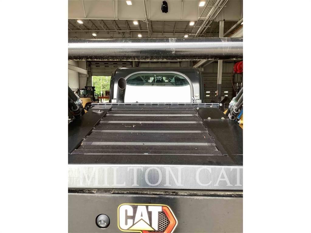 CAT 272D3XE Krautuvai su šoniniu pasukimu