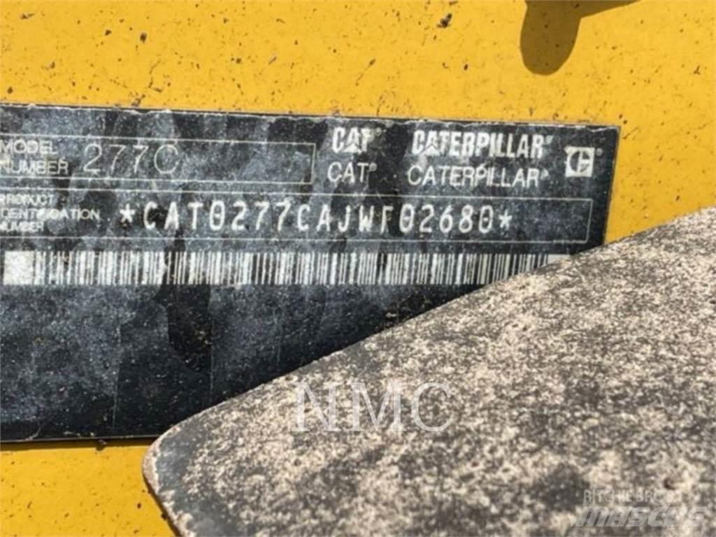 CAT 277C Krautuvai su šoniniu pasukimu