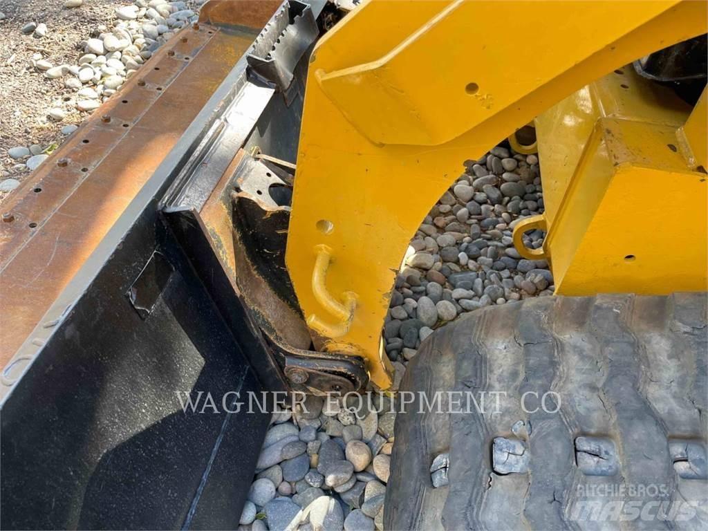 CAT 279D Vikšriniai krautuvai