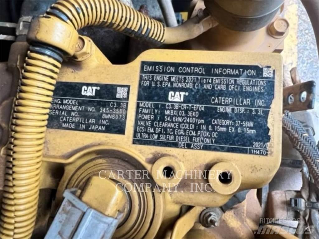 CAT 279D Krautuvai su šoniniu pasukimu