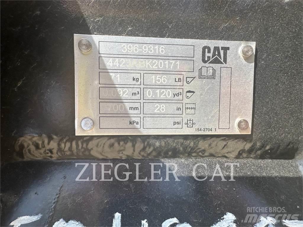 CAT 28 GP BUCKET Kaušai