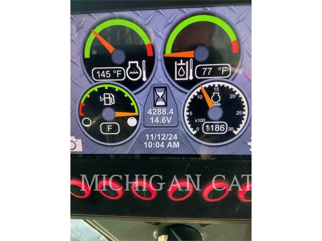 CAT 289D AQB+ Krautuvai su šoniniu pasukimu