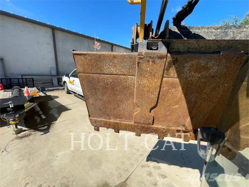 CAT 289D CAB Krautuvai su šoniniu pasukimu