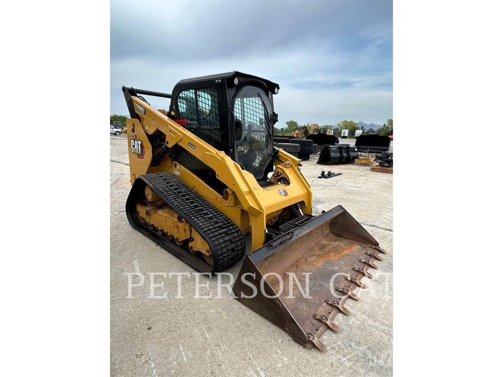 CAT 289D3 Krautuvai su šoniniu pasukimu