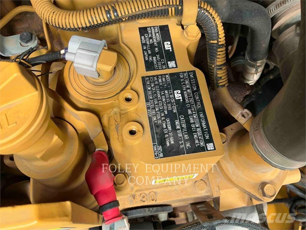 CAT 289D3XPS2C Krautuvai su šoniniu pasukimu
