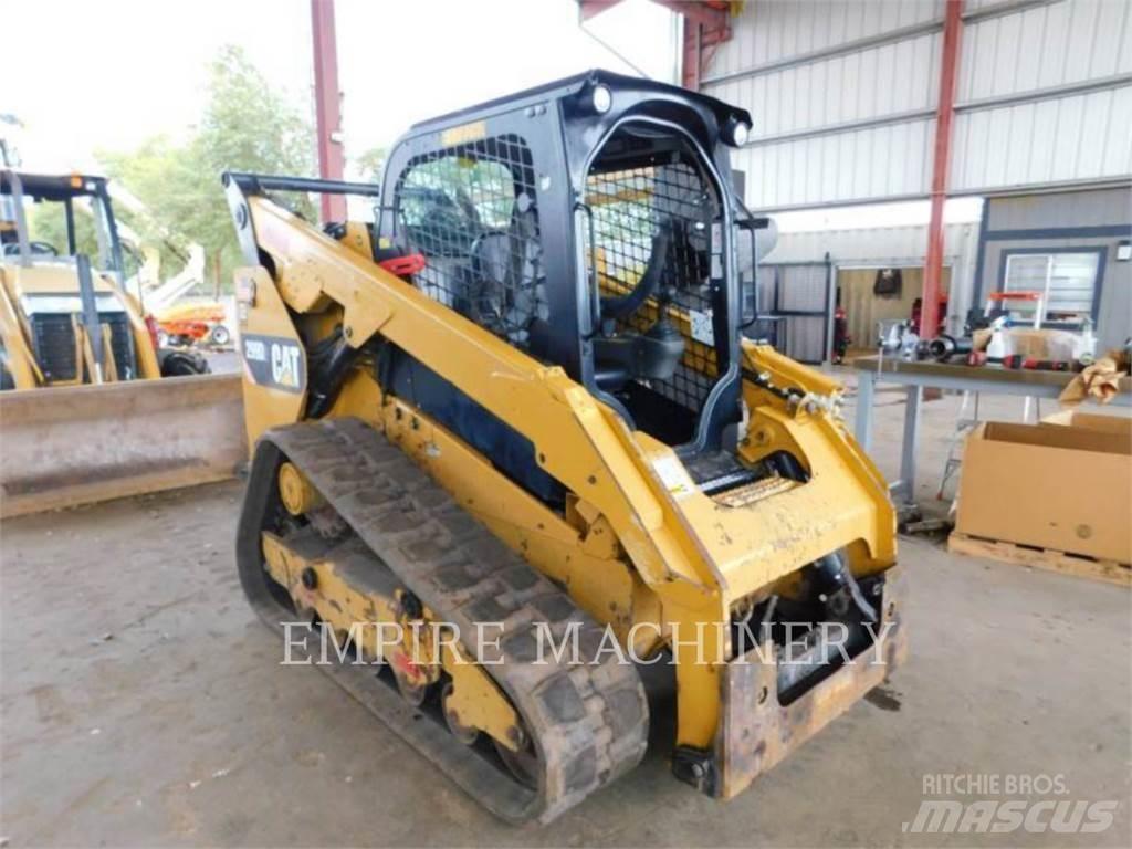 CAT 299D2 Krautuvai su šoniniu pasukimu