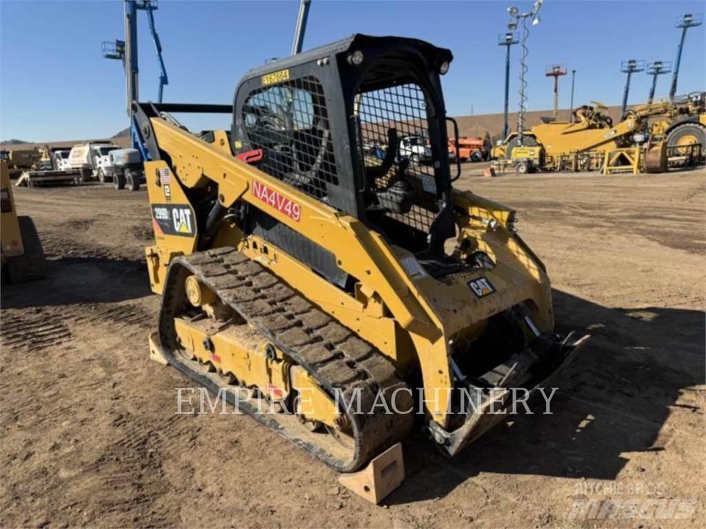 CAT 299D2 Krautuvai su šoniniu pasukimu