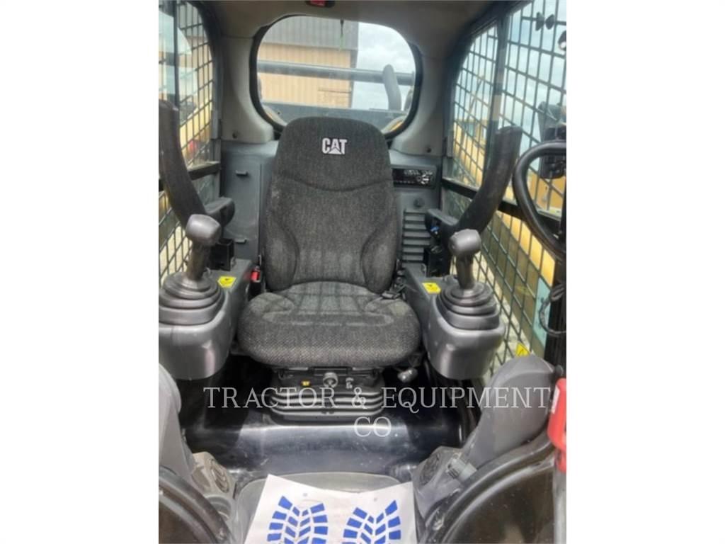 CAT 299D2 XHP Krautuvai su šoniniu pasukimu