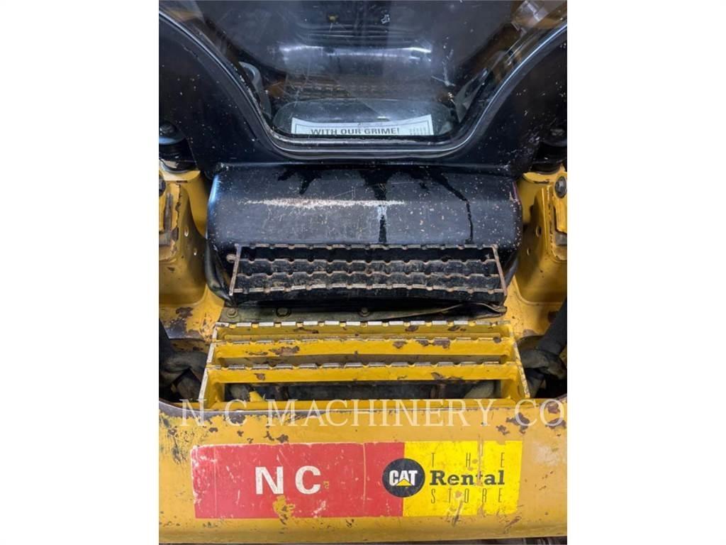 CAT 299D2 XHP Krautuvai su šoniniu pasukimu