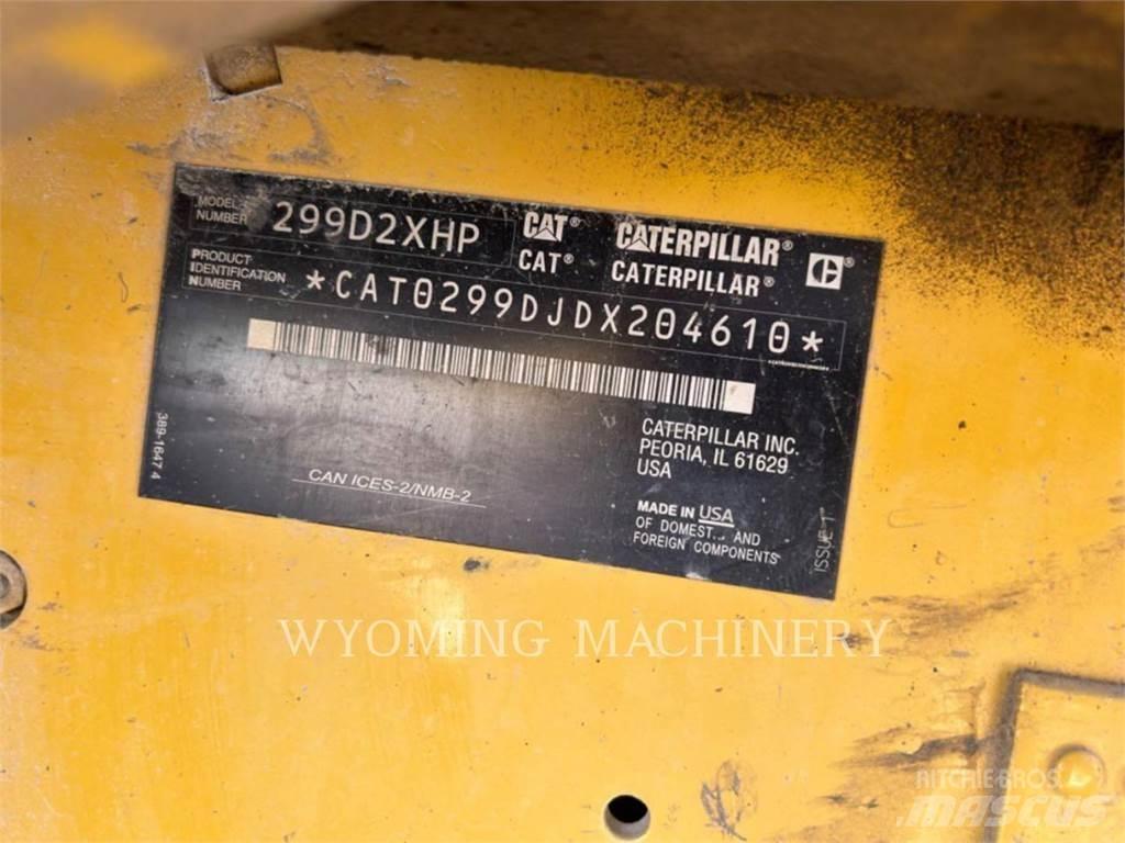 CAT 299D2XHP Krautuvai su šoniniu pasukimu