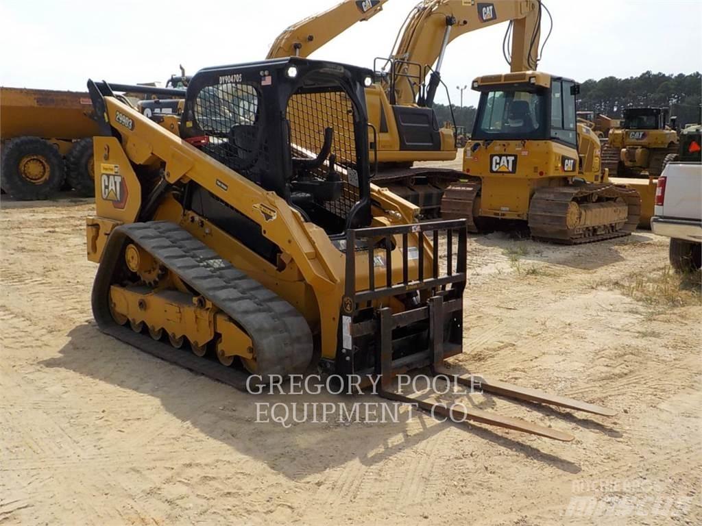 CAT 299D3 Krautuvai su šoniniu pasukimu