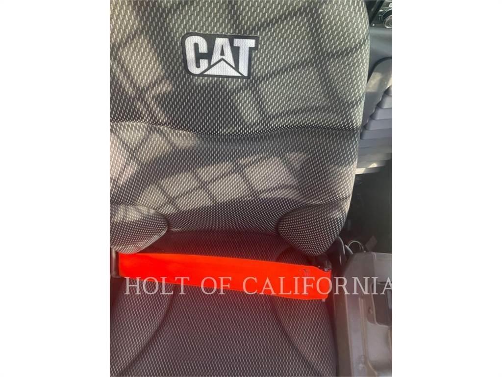 CAT 299D3 Krautuvai su šoniniu pasukimu