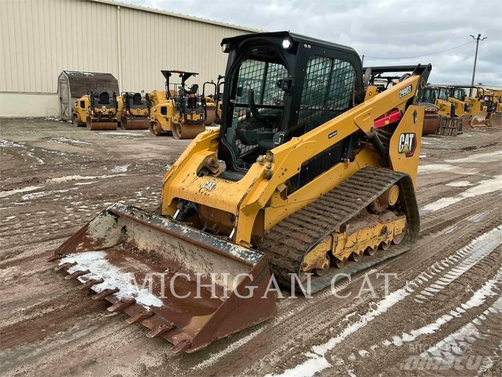 CAT 299D3 Krautuvai su šoniniu pasukimu