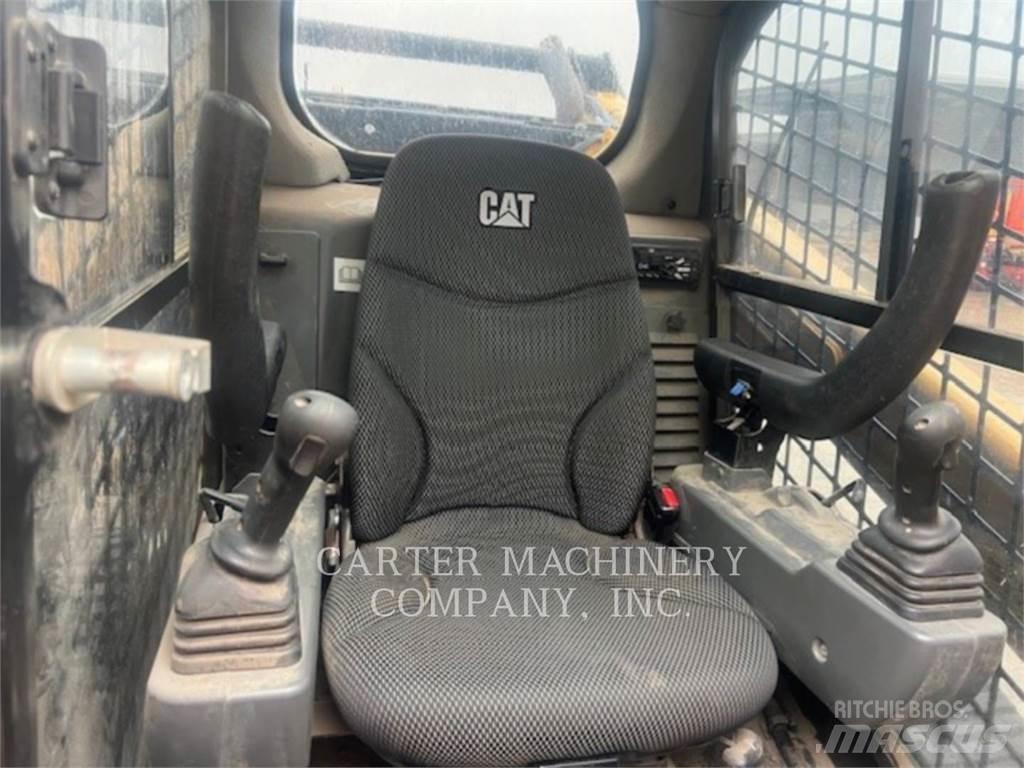 CAT 299D3 Vikšriniai krautuvai