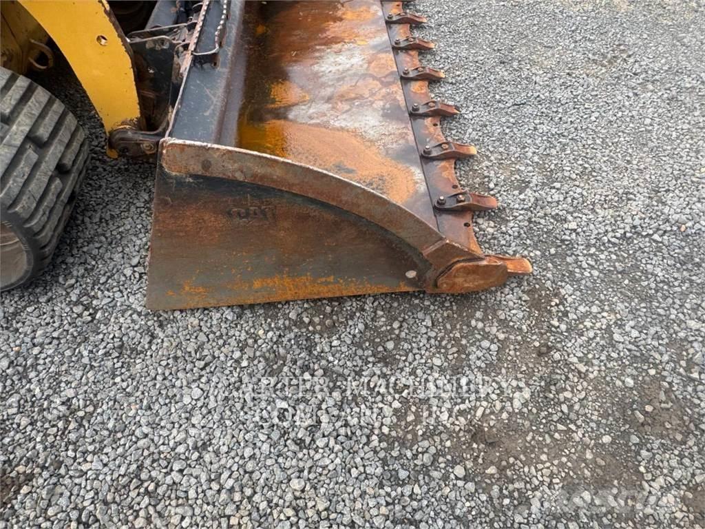 CAT 299D3 Krautuvai su šoniniu pasukimu