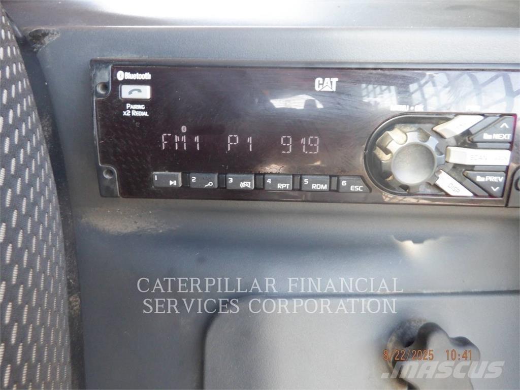 CAT 299D3 Vikšriniai krautuvai