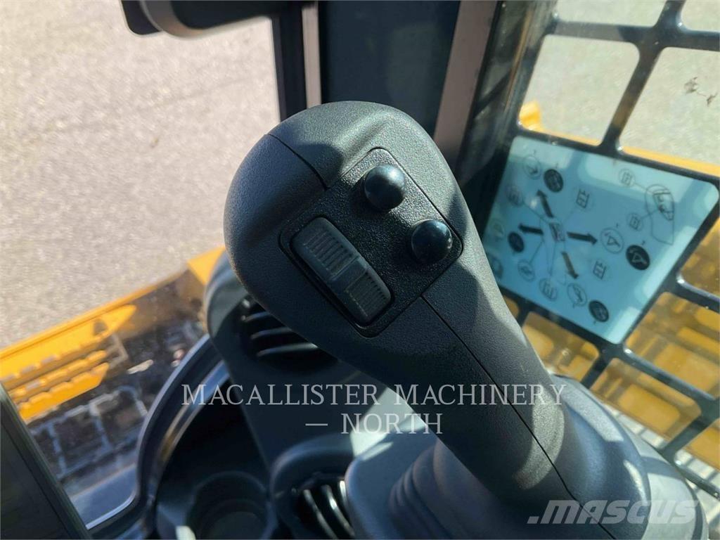 CAT 299D3 Vikšriniai krautuvai