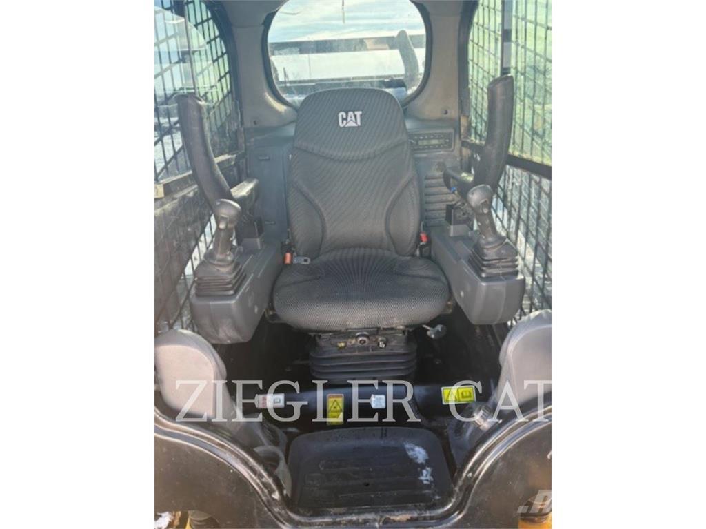 CAT 299D3 Vikšriniai krautuvai