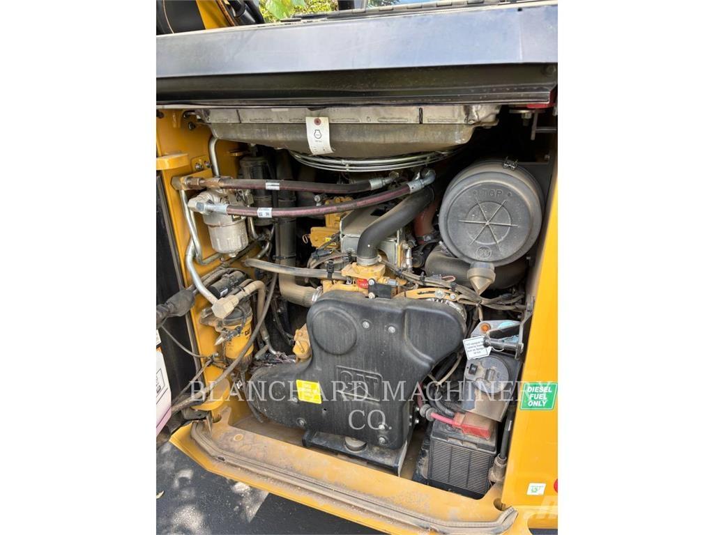 CAT 299D3 Vikšriniai krautuvai