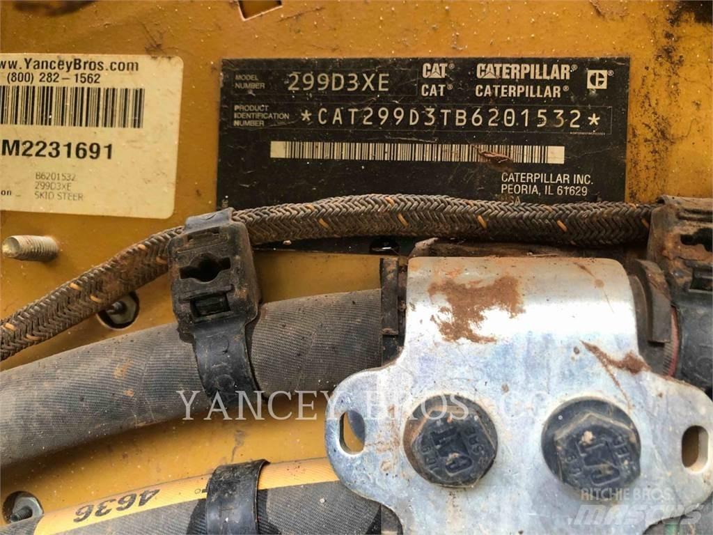 CAT 299D3 XED2 Krautuvai su šoniniu pasukimu