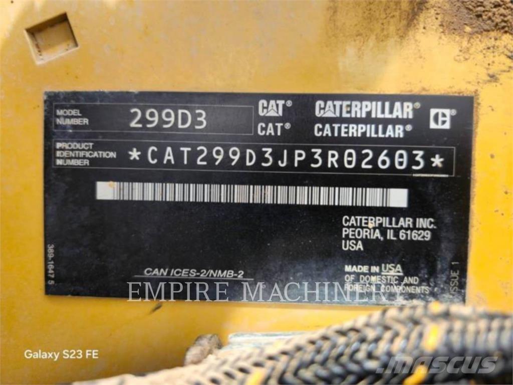 CAT 299D3XPSCA Krautuvai su šoniniu pasukimu