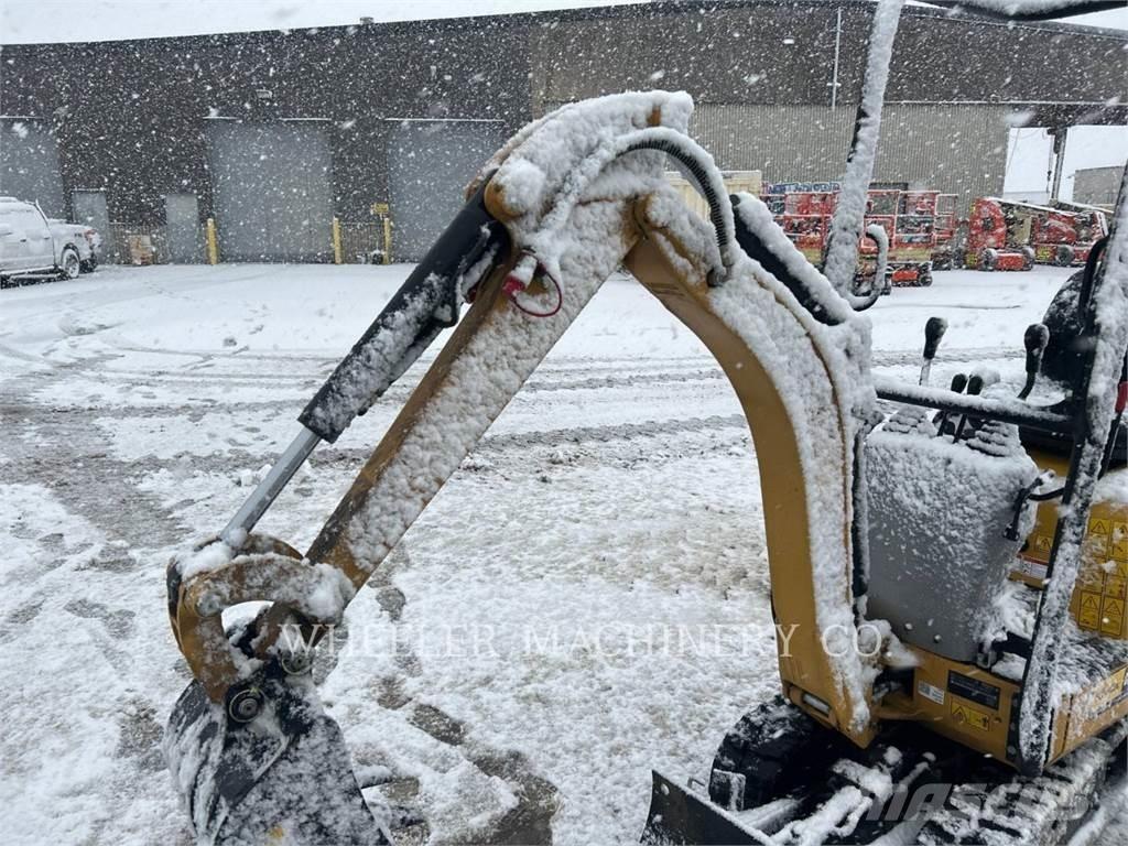 CAT 300.9D Vikšriniai ekskavatoriai