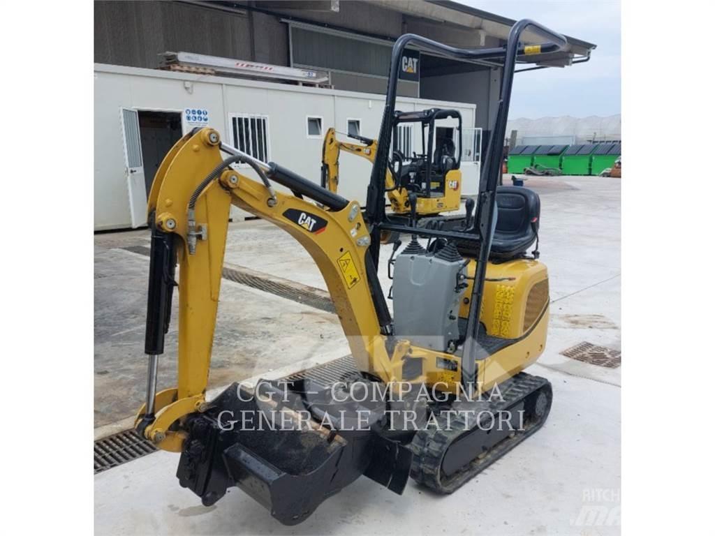 CAT 300.9D Vikšriniai ekskavatoriai