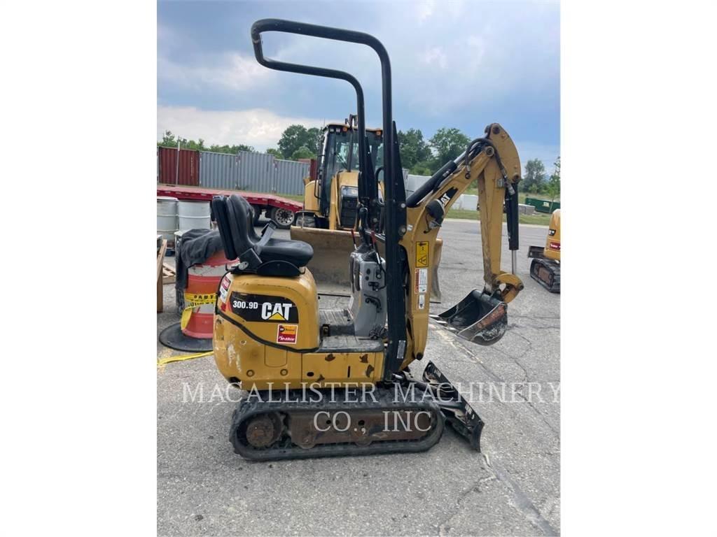 CAT 300.9D Vikšriniai ekskavatoriai