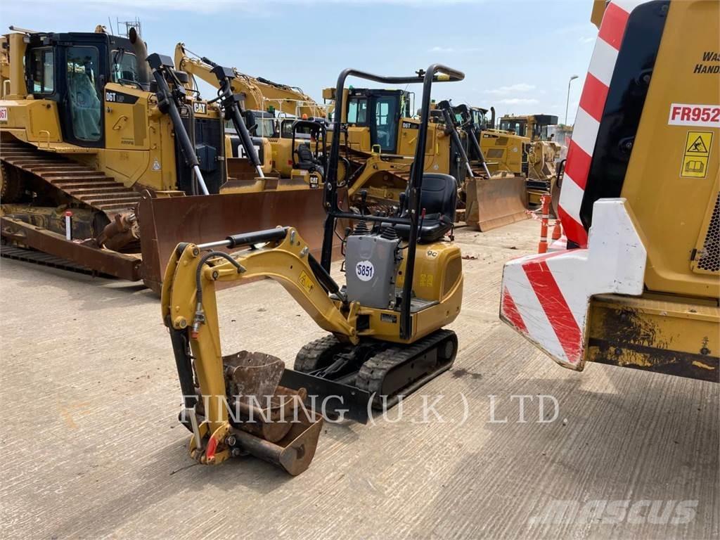 CAT 300.9D Vikšriniai ekskavatoriai