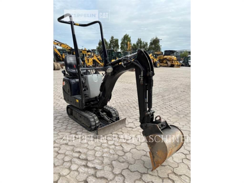 CAT 300.9D Vikšriniai ekskavatoriai