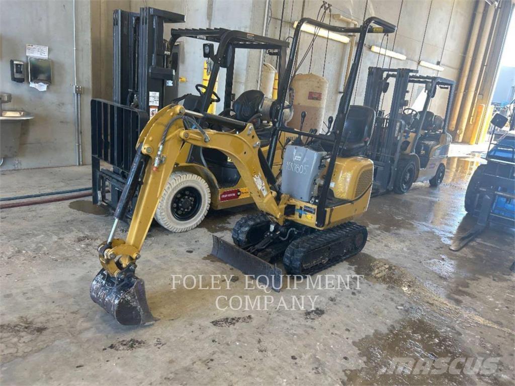 CAT 300.9DSO Vikšriniai ekskavatoriai