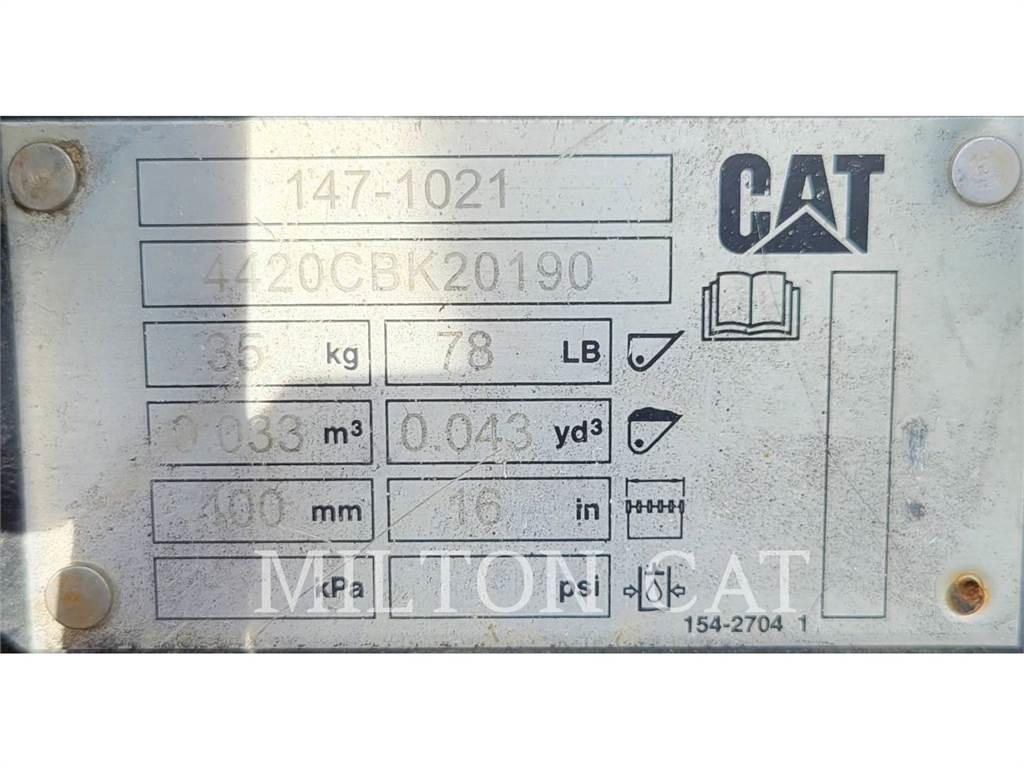 CAT 301 16 DIG BUCKET Kaušai