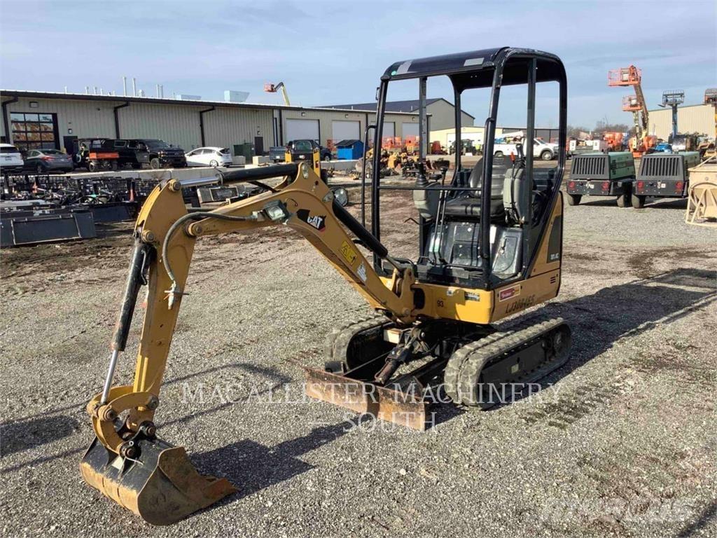 CAT 301.4C Vikšriniai ekskavatoriai