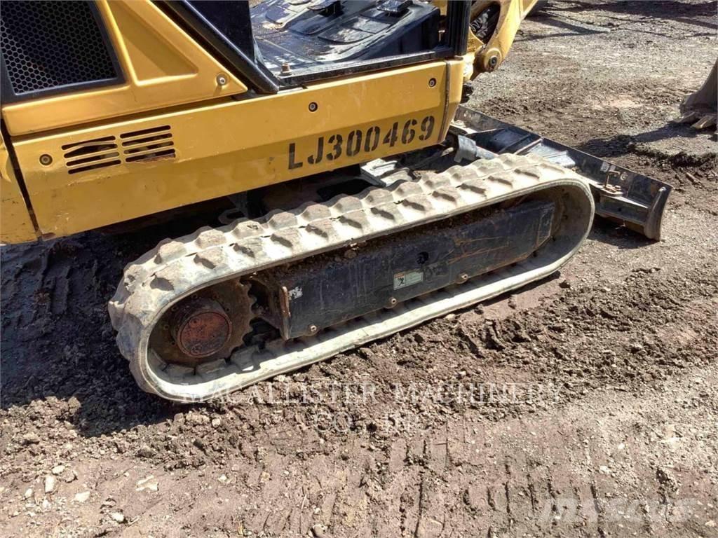 CAT 301.4C Vikšriniai ekskavatoriai