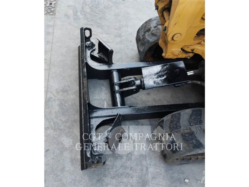 CAT 301.7 Vikšriniai ekskavatoriai