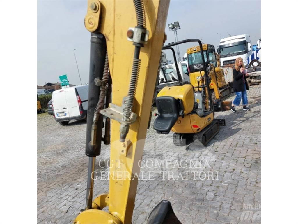 CAT 301.7 Vikšriniai ekskavatoriai